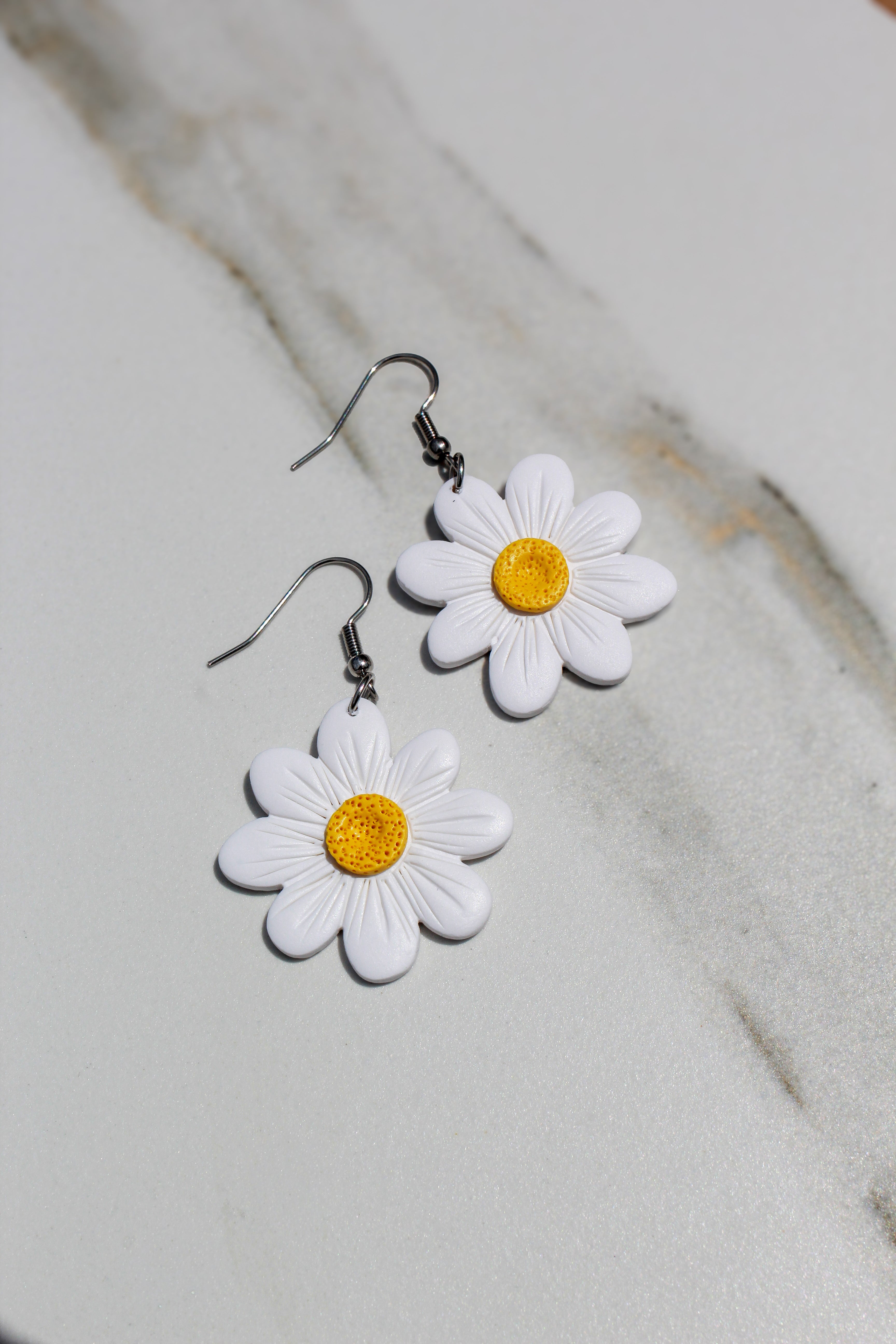Daisy Dangle Earrings